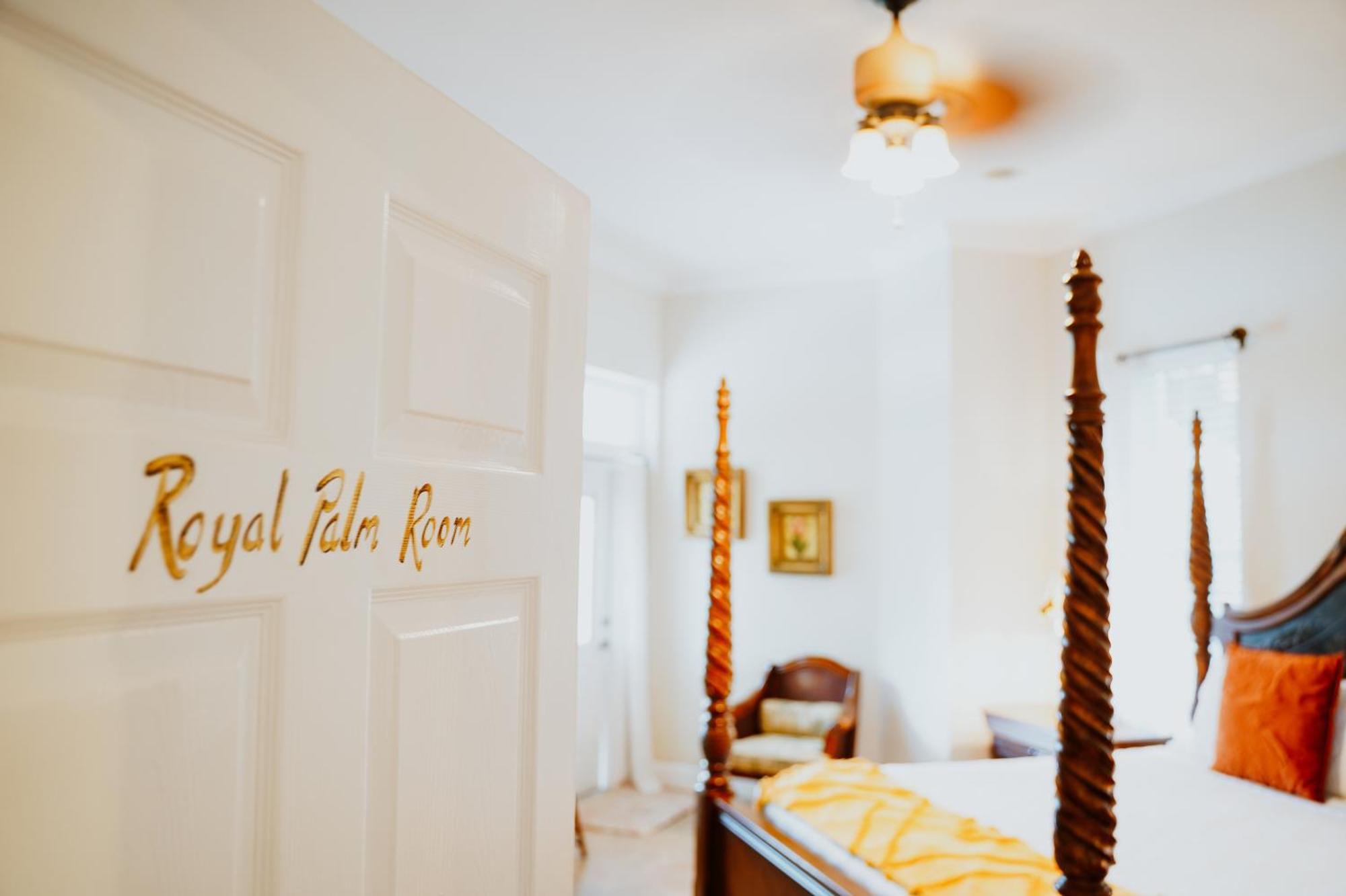 Deluxe King Room,1667454864:JPEG