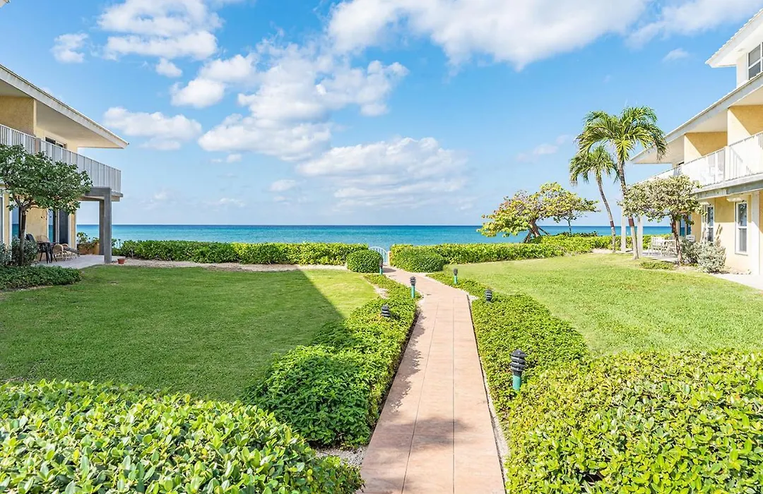 Seven Mile Beach Condo W Pool-1