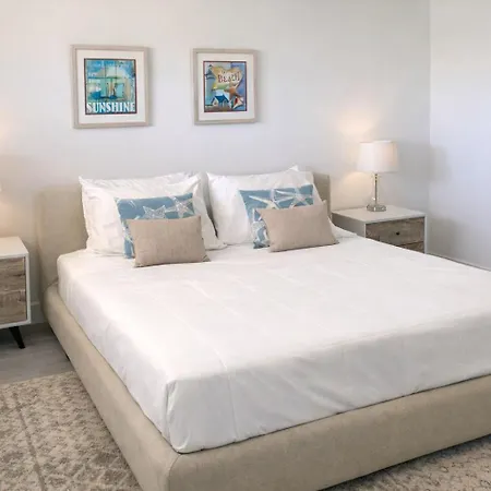 Cayman Luxury Rentals At The Grove-2