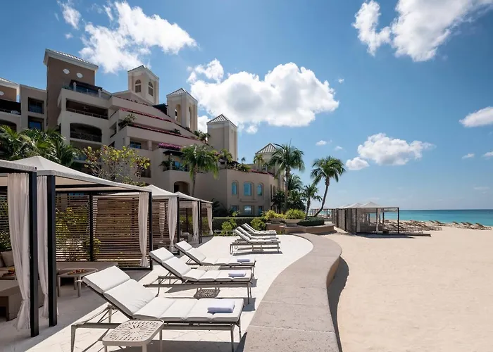 Resorts in Grand Cayman