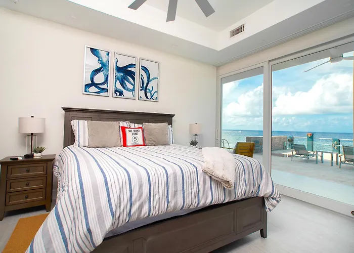 West Bay Hotels With Jacuzzi in Room near Cayman Turtle Centre