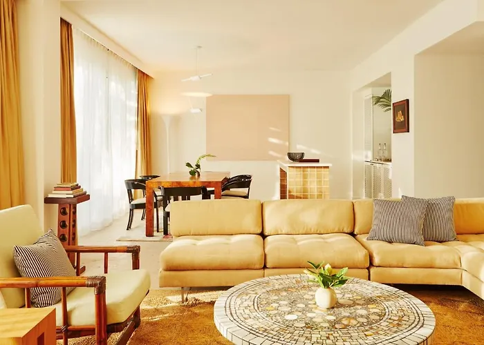 George Town Dog Friendly Lodging and Hotels